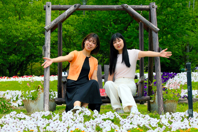 芝生広場もあり、一日ゆっくり過ごせます